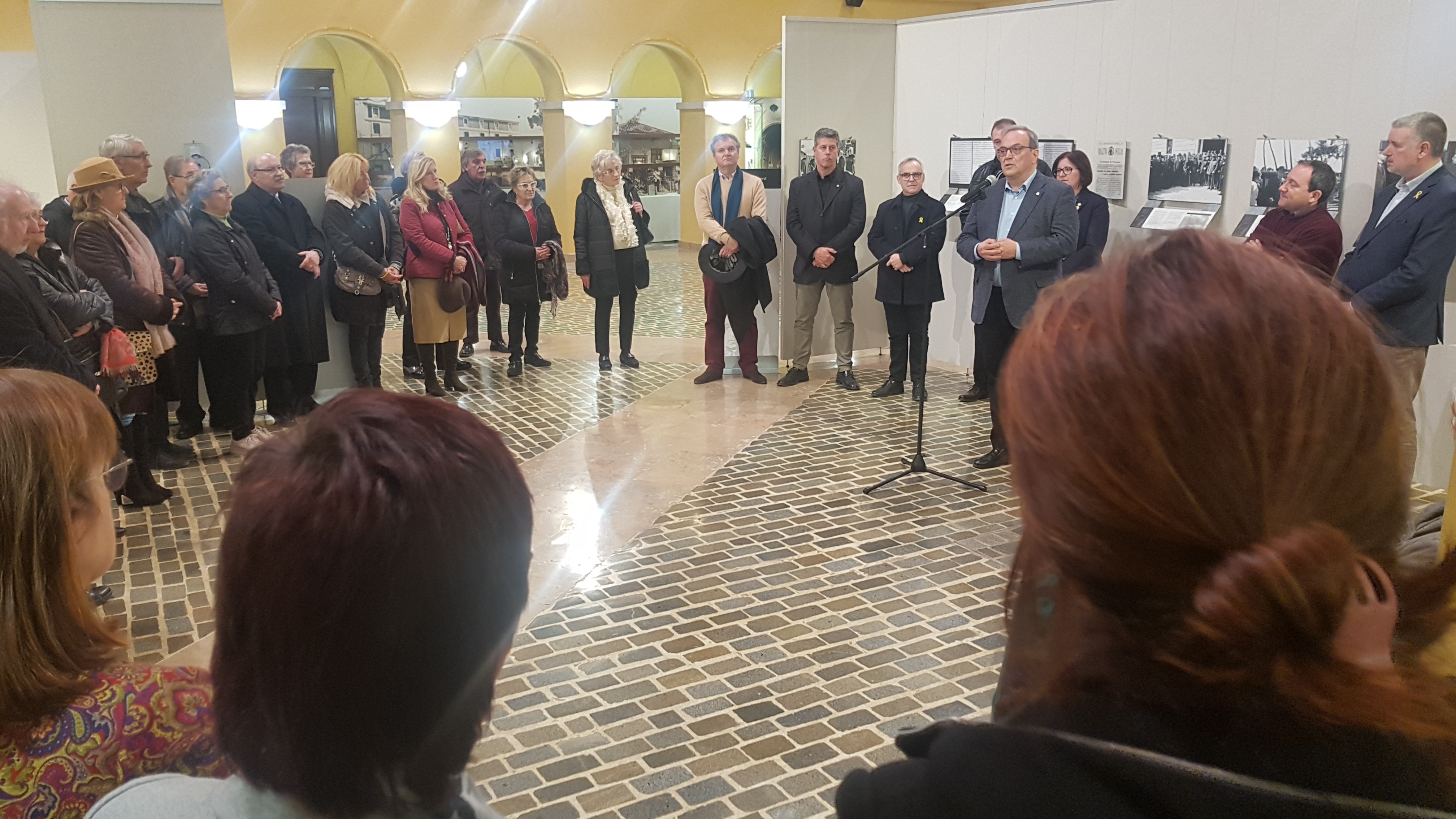 Fotografies antigues protagonitzen una exposició sobre la figura del cardenal Vidal i Barraquer