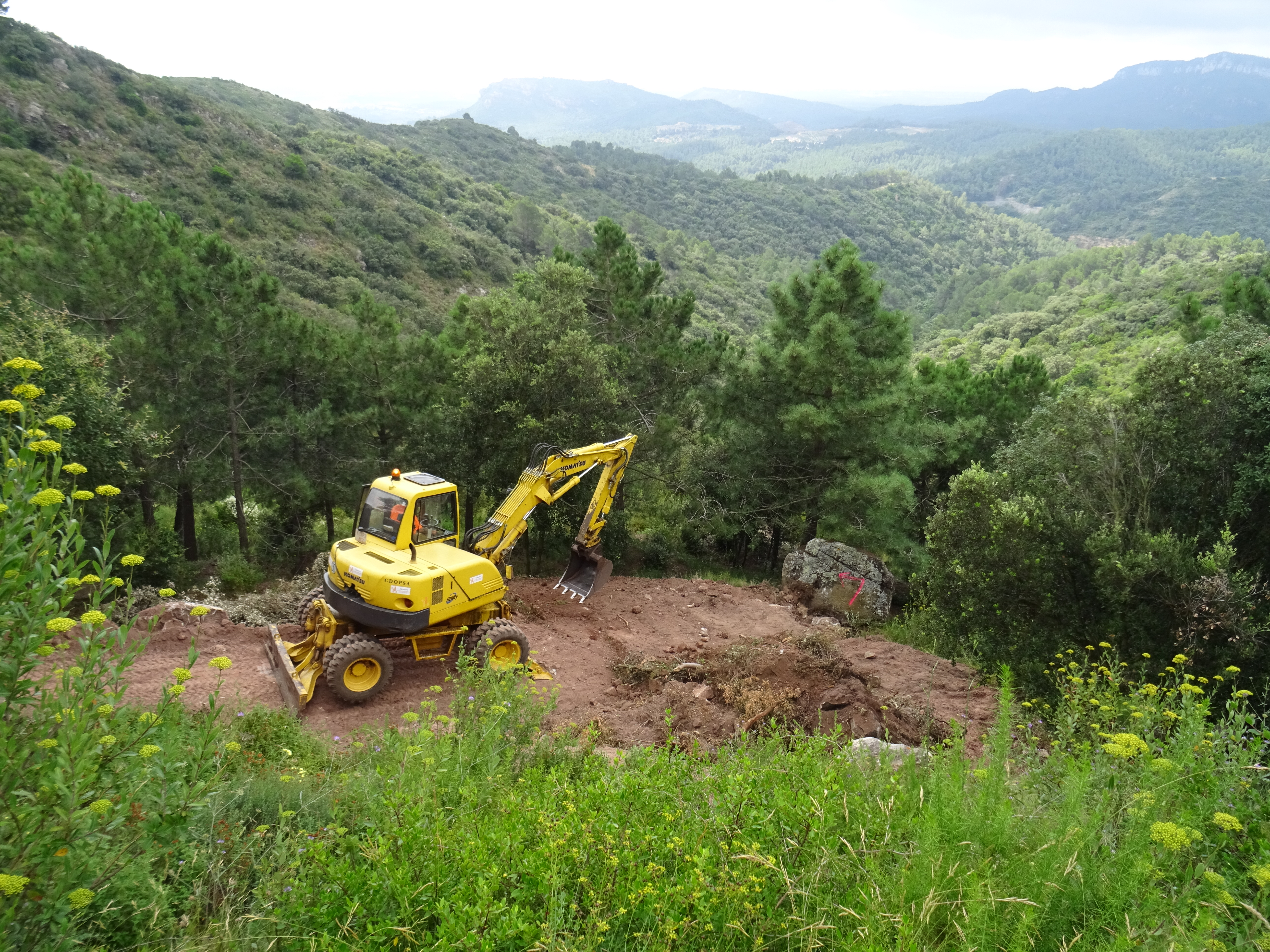 En marxa les obres de la depuradora d’aigües del Castell Monestir d’Escornalbou, un pas més en el ressorgiment del monument i el seu entorn