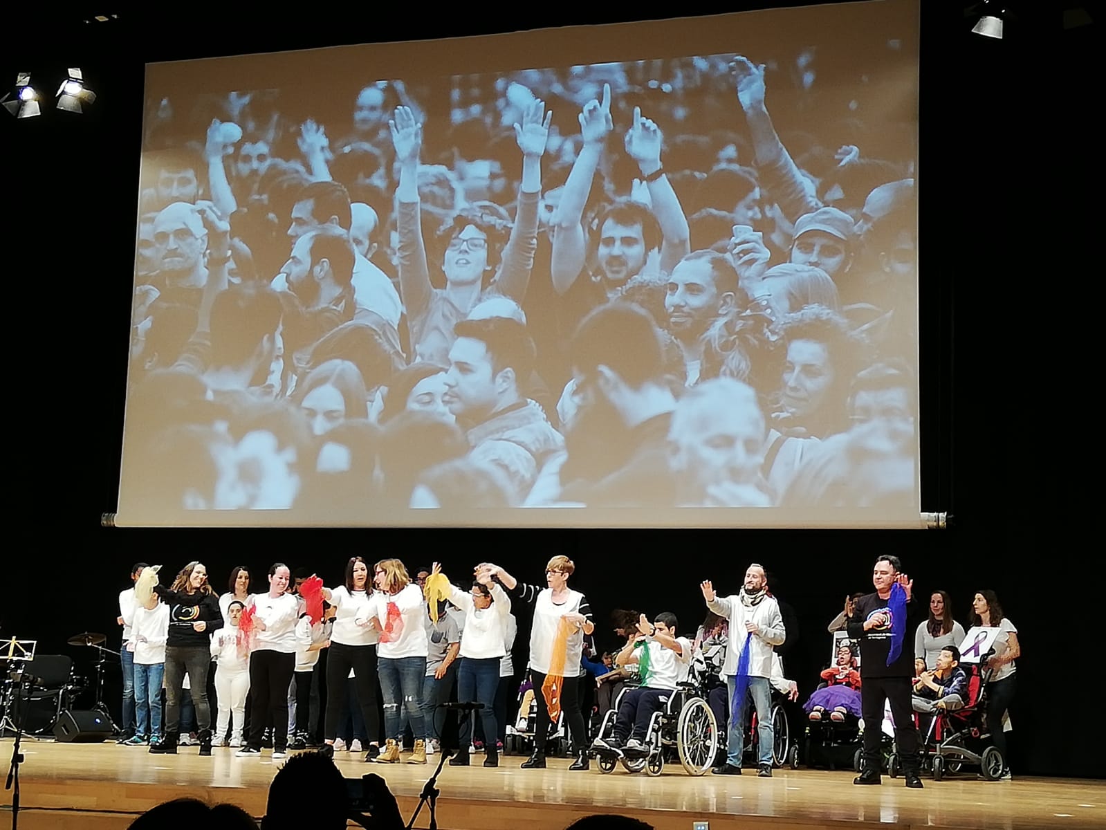El Dia Escolar de la No-violència i la Pau protagonista dels centres d’educació especial de la Diputació
