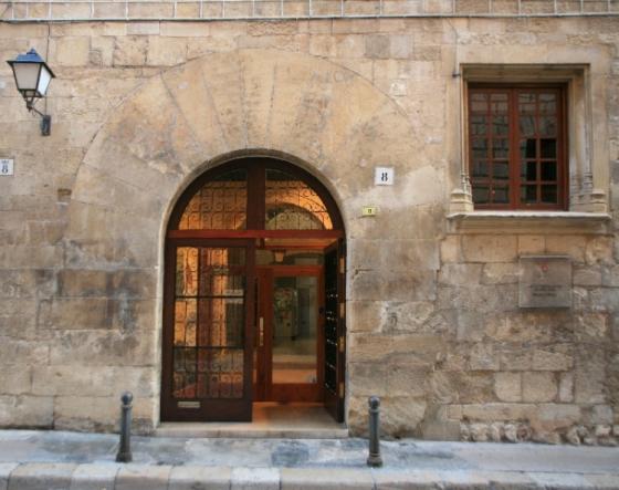 Accés des del carrer de la Rosa