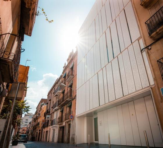 Entrada pel carrer de Sant Jaume, accés a l'ECMReus