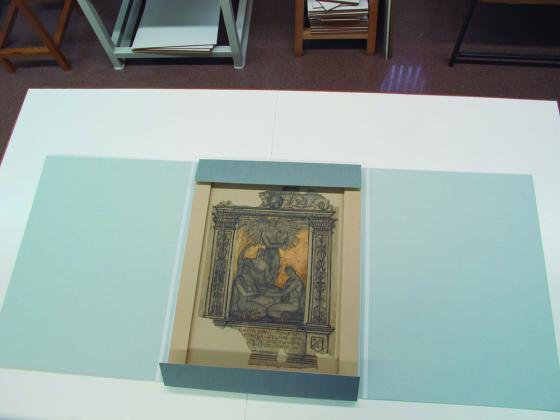 Sistemes de presentació i caixes d’emmagatzematge de material gràfic. (Fotos: CR.)