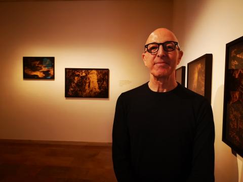 Art que és or: obre al públic l'exposició de fotografies de natura sobre fons daurat de l'autor tarragoní Jordi Ortiz 