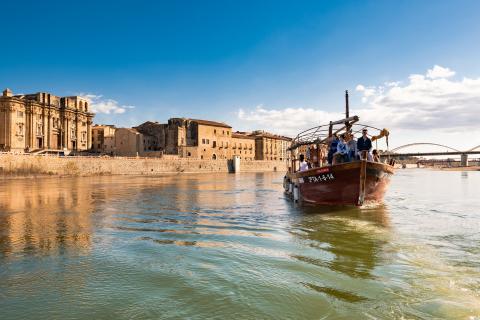 Foto del llaüt de Tortosa. Tortosa Turisme