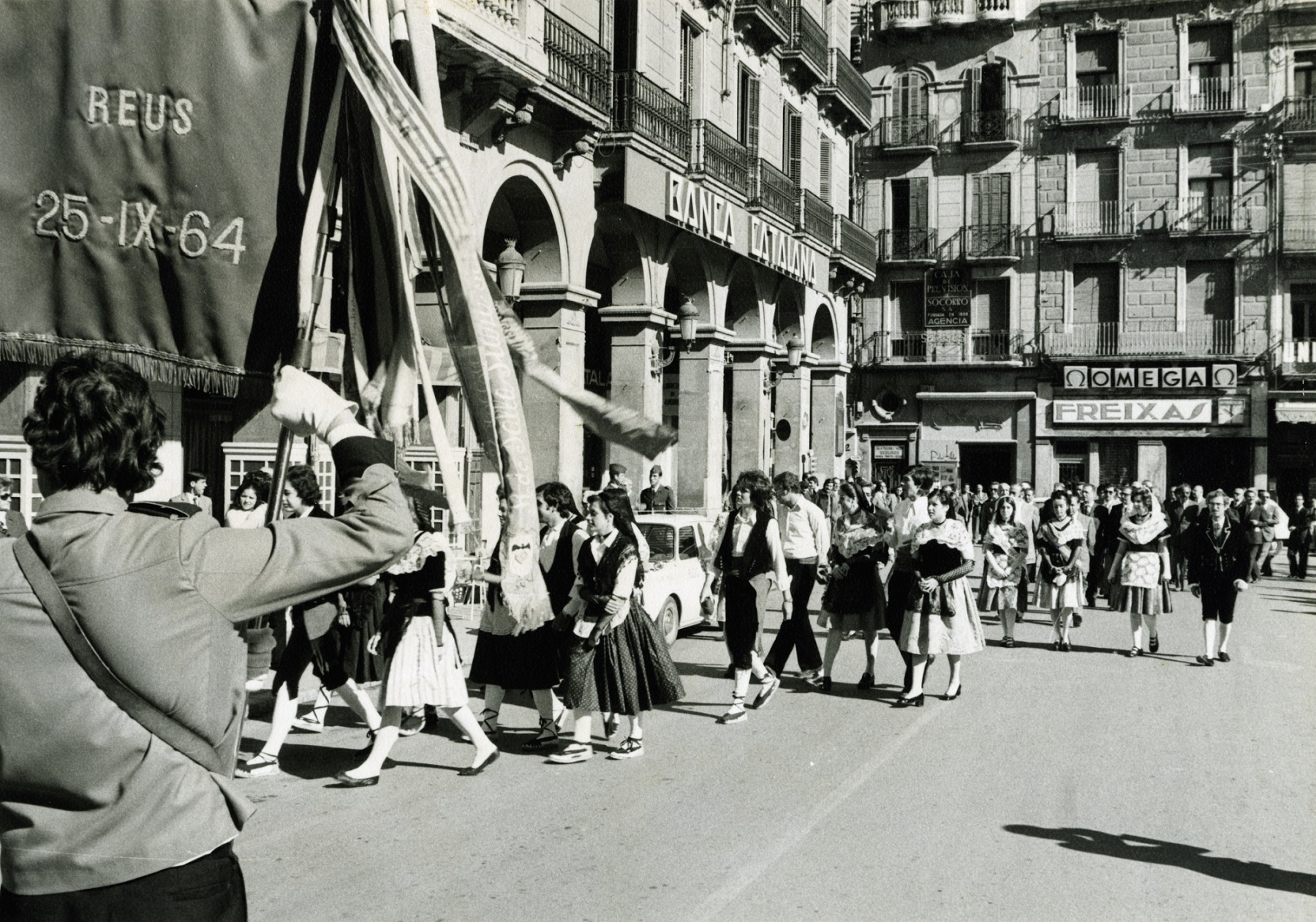 L’Àlbum de l’Arxiu recorda els 50 anys del Dia de la Província a Reus