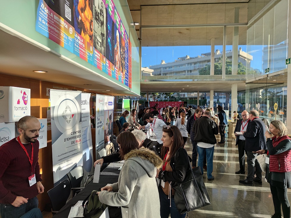 L'acte s'ha dut a terme a l'entrada de l'Auditori i a la sala Xavier Turull de l'Ajuntament de Salou