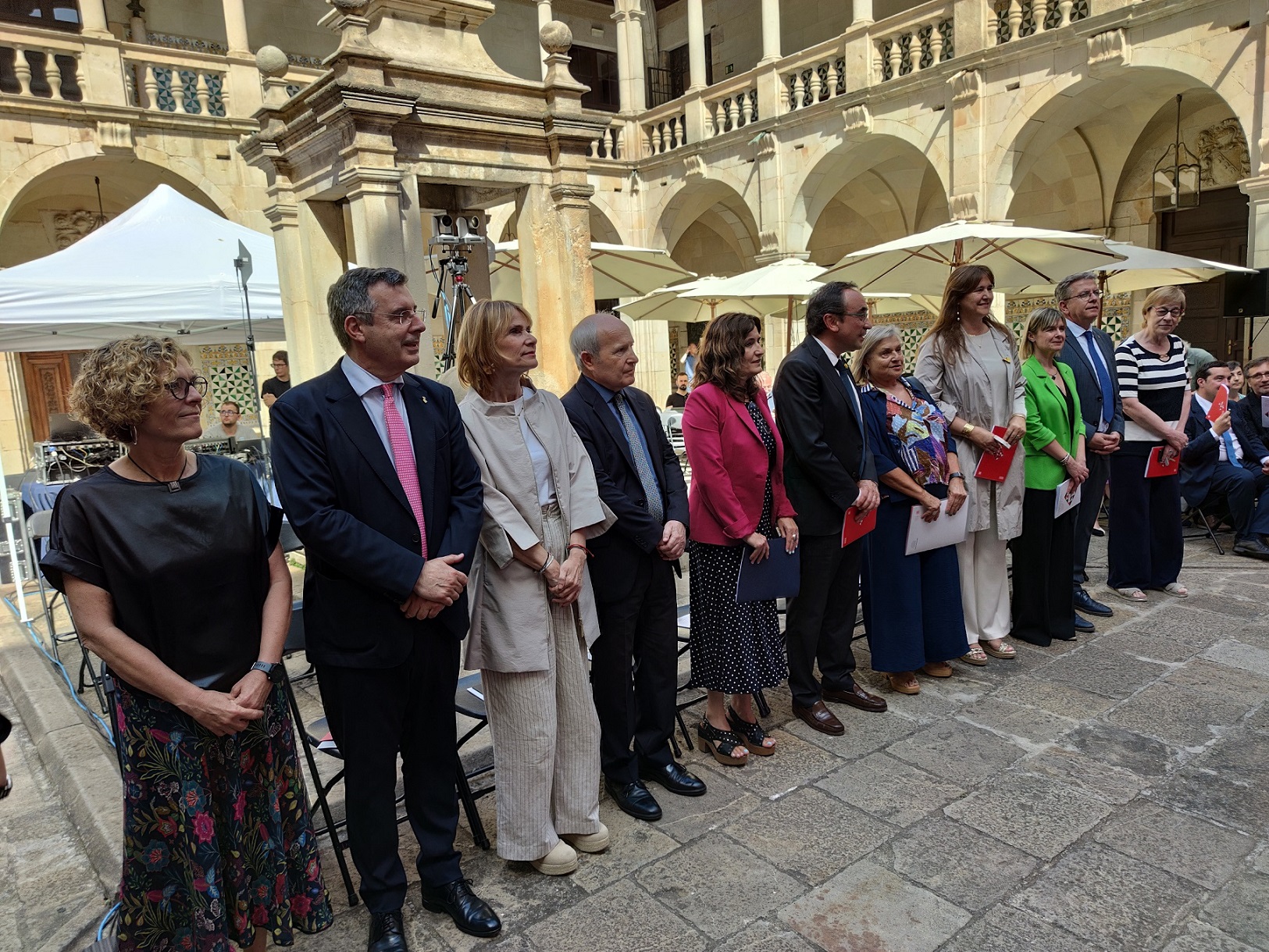 Autoritats a l'acte commemoratiu de la creació de l'IEC