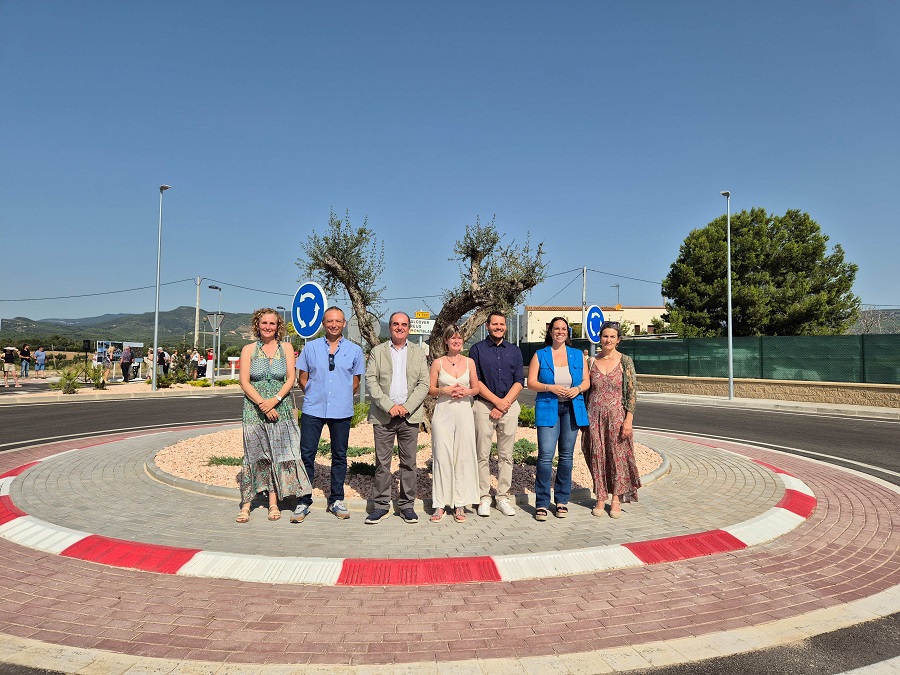 La presidenta ha inaugurat la carretera